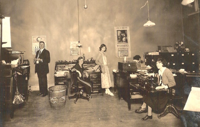 1923_Office_with_Five_People